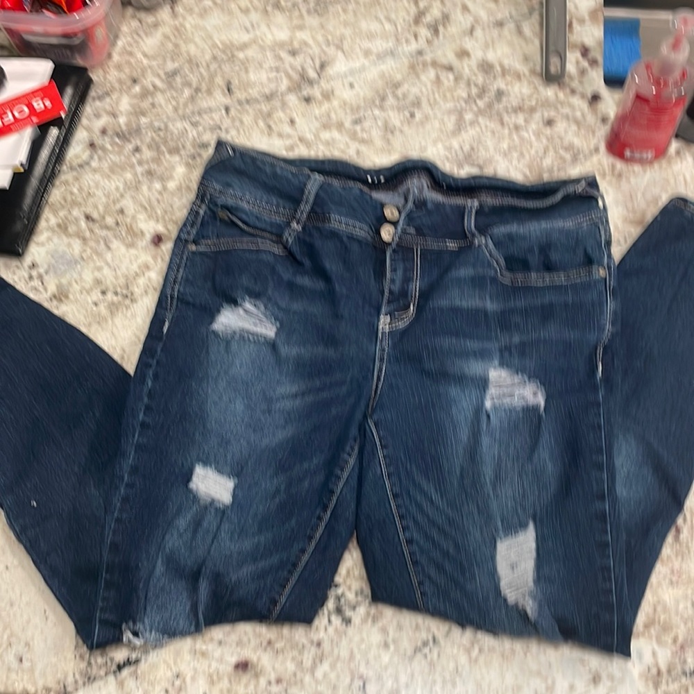 Wallflower jeans
